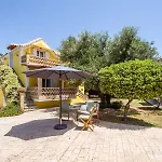 Porto Gerakas Villas